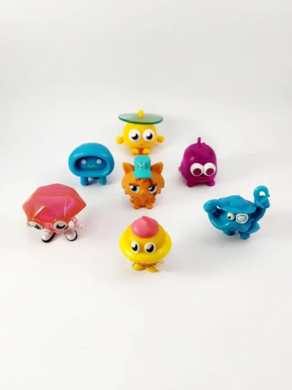 Random Action Figures - ACT0010